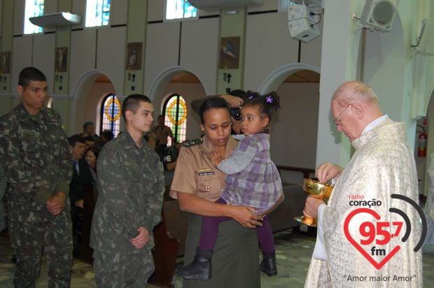 Arcebispo de Brasília preside celebração da Páscoa Militar em Dourados