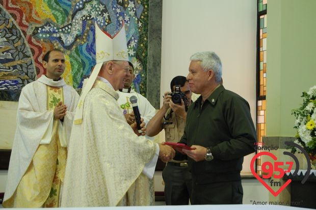 Arcebispo de Brasília preside celebração da Páscoa Militar em Dourados