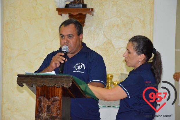 Padre Junior toma posse como novo vigário