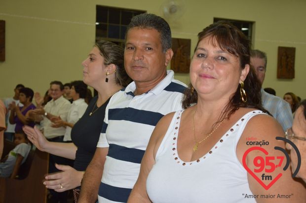 Padre Junior toma posse como novo vigário
