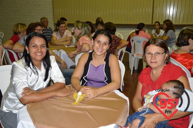 Padre Junior toma posse como novo vigário