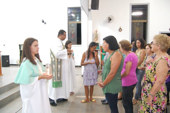 Companhia "Estrela do Oriente" realiza folia de Reis em Montese