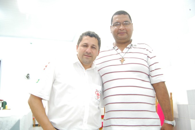 Companhia "Estrela do Oriente" realiza folia de Reis em Montese