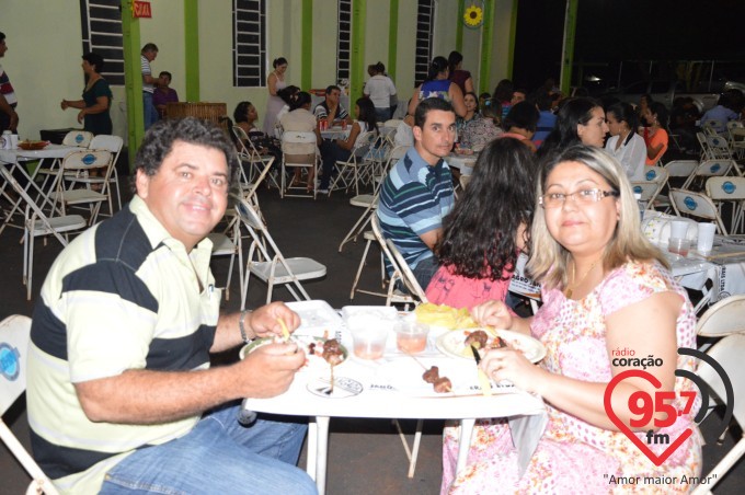 Rádio Coração prestigia noite do espetinho, no Barreirão.