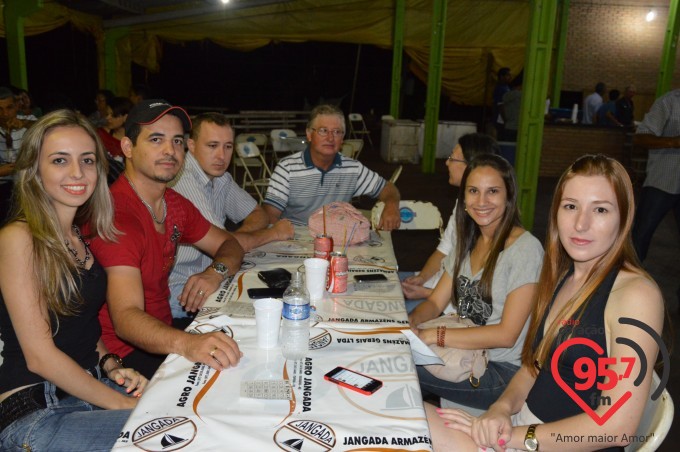 Rádio Coração prestigia noite do espetinho, no Barreirão.