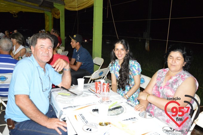 Rádio Coração prestigia noite do espetinho, no Barreirão.