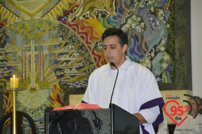 Pe. Crispim e Pe. Leão Comemoram aniversário juntos em missa na catedral