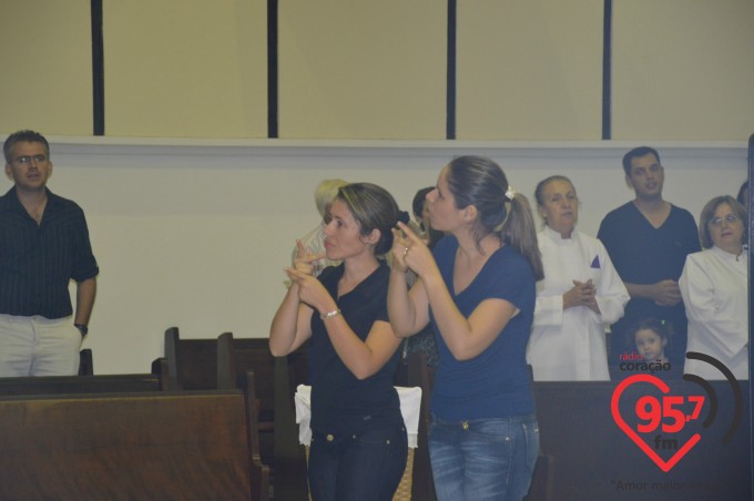 Pe. Crispim e Pe. Leão Comemoram aniversário juntos em missa na catedral