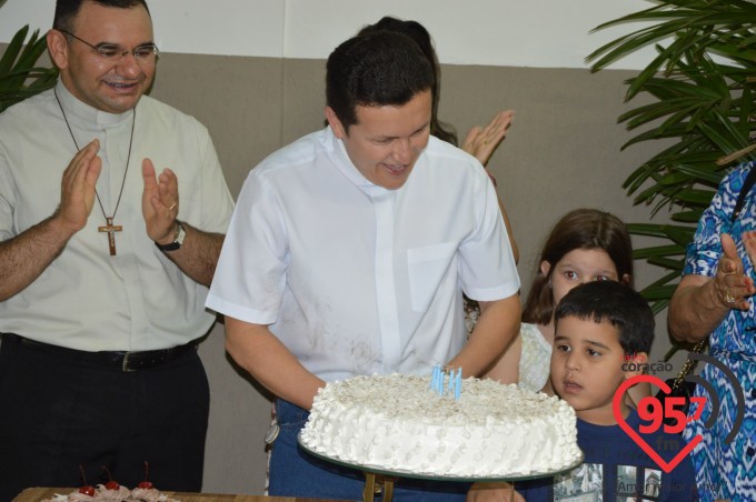 Pe. Crispim e Pe. Leão Comemoram aniversário juntos em missa na catedral