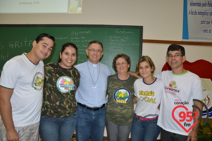 IPAD recebe jovens de toda diocese com palestras de Dom Eduardo