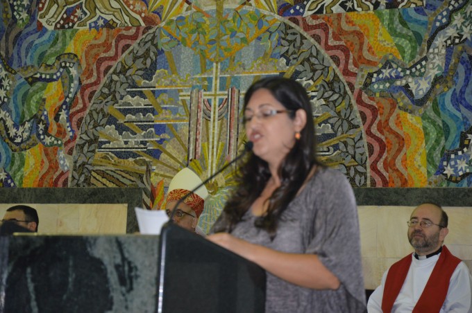 Dom Redovino celebra Missa de ramos na Catedral