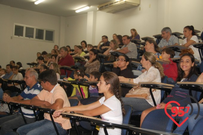 EIC abre ciclo de palestras educacionais aos pais e alunos