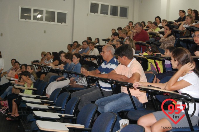 EIC abre ciclo de palestras educacionais aos pais e alunos
