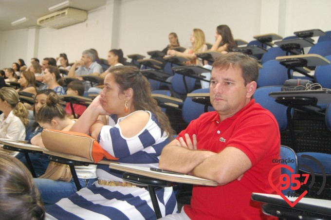 EIC abre ciclo de palestras educacionais aos pais e alunos