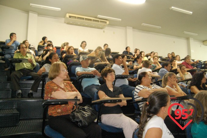 EIC abre ciclo de palestras educacionais aos pais e alunos