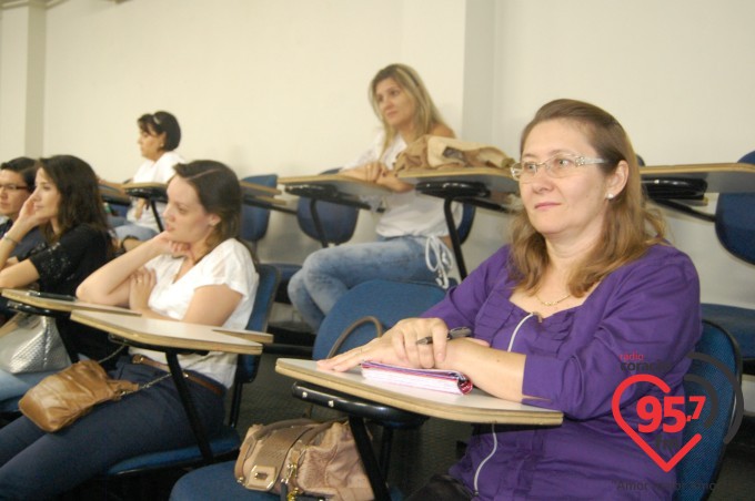 EIC abre ciclo de palestras educacionais aos pais e alunos