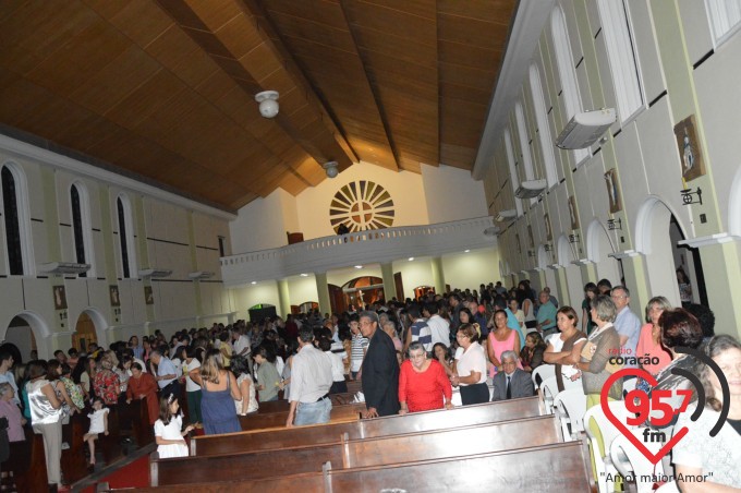 Pe. Leão celebra o sábado santo na catedral