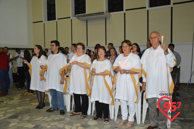 Pe. Leão celebra o sábado santo na catedral