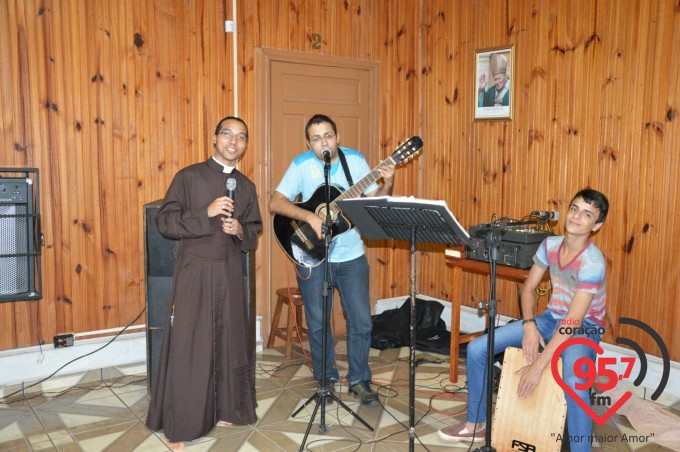 Encontro de casais no Santuário N.S. Aparecida