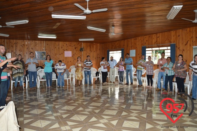 Encontro de casais no Santuário N.S. Aparecida