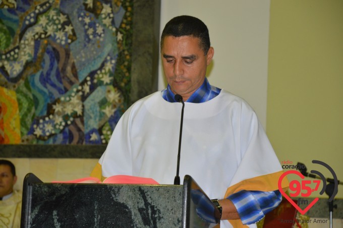 Pe. Crispim celebra Missa pelos 14 anos da Fundação Terceiro Milênio