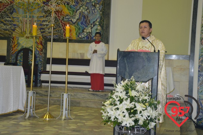 Pe. Crispim celebra Missa pelos 14 anos da Fundação Terceiro Milênio