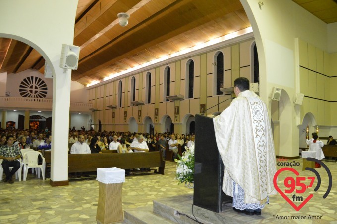 Pe. Crispim celebra Missa pelos 14 anos da Fundação Terceiro Milênio