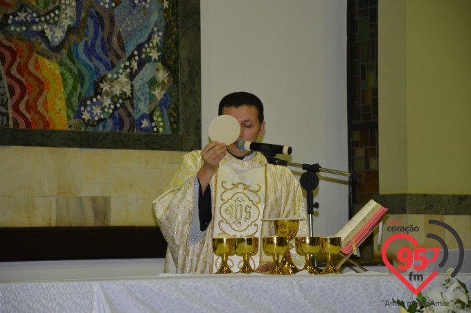 Pe. Crispim celebra Missa pelos 14 anos da Fundação Terceiro Milênio