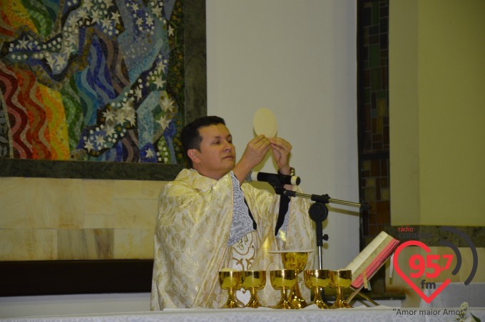 Pe. Crispim celebra Missa pelos 14 anos da Fundação Terceiro Milênio