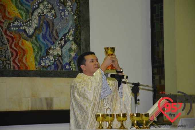 Pe. Crispim celebra Missa pelos 14 anos da Fundação Terceiro Milênio
