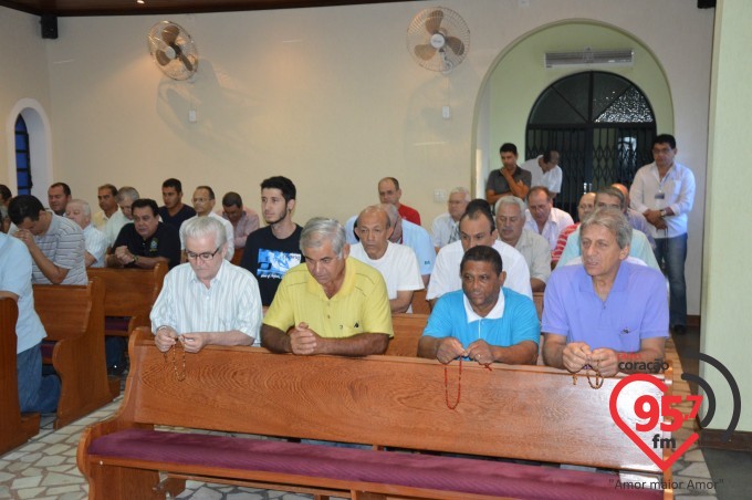 Terço dos homens na Catedral