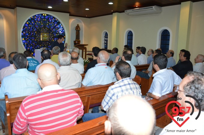 Terço dos homens na Catedral