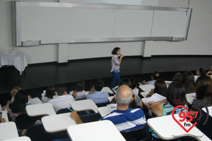 EIC realiza palestra como o tema: Educação e Limites
