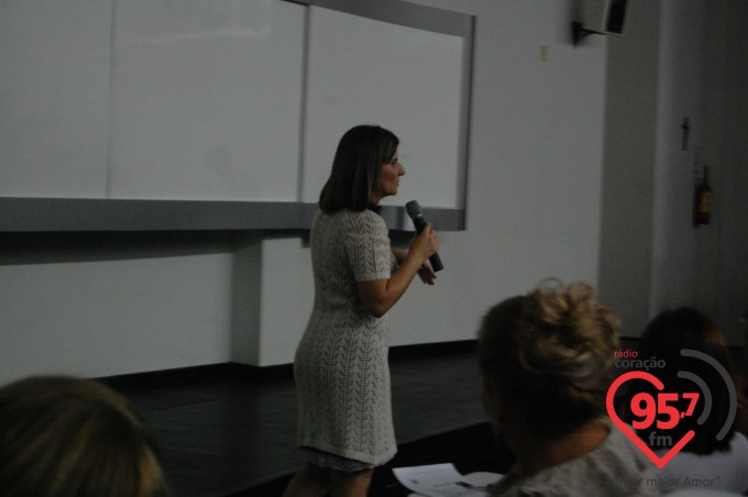 EIC realiza palestra como o tema: Educação e Limites