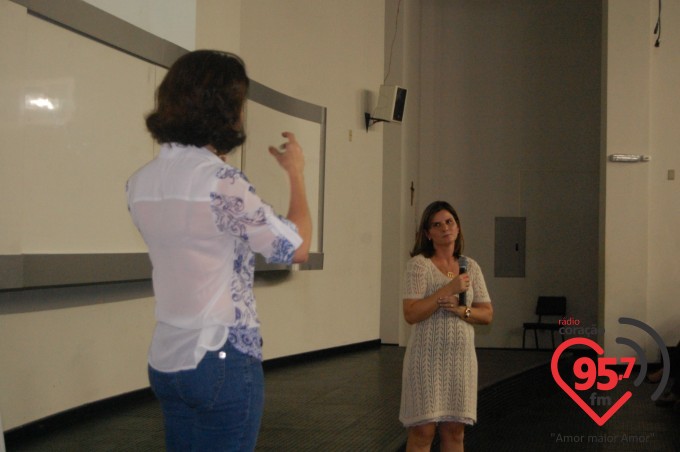 EIC realiza palestra como o tema: Educação e Limites