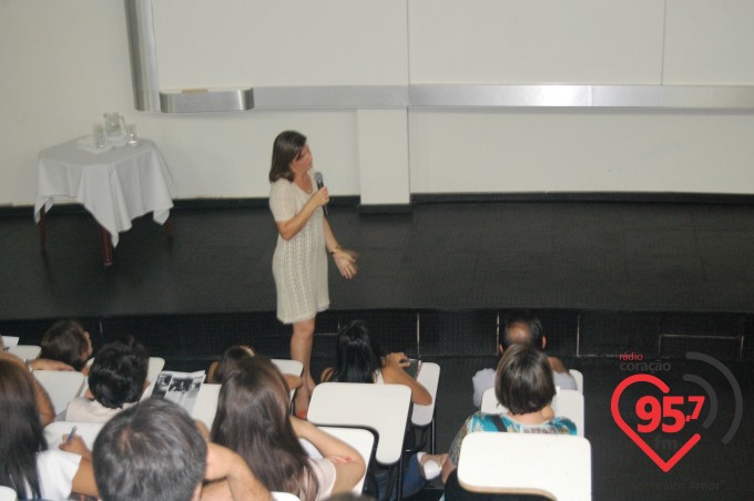 EIC realiza palestra como o tema: Educação e Limites