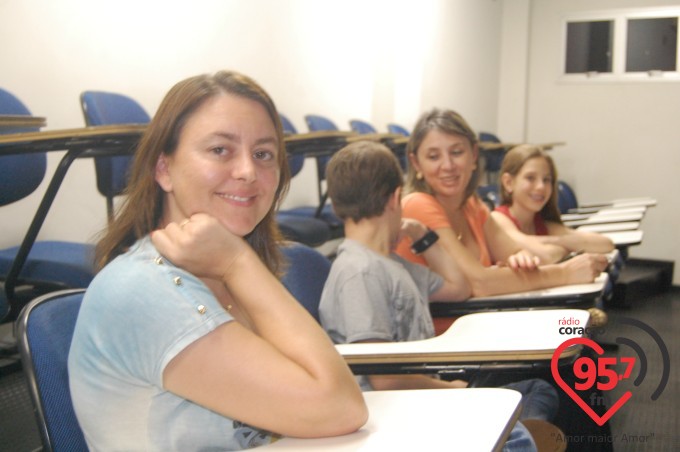 EIC realiza palestra como o tema: Educação e Limites
