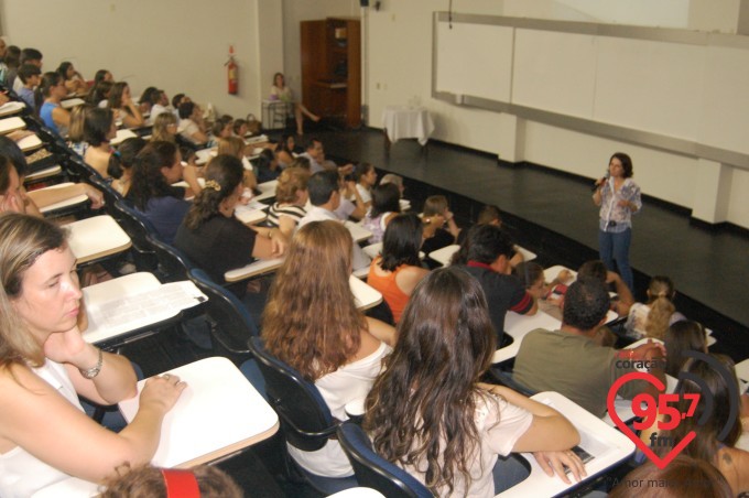EIC realiza palestra como o tema: Educação e Limites