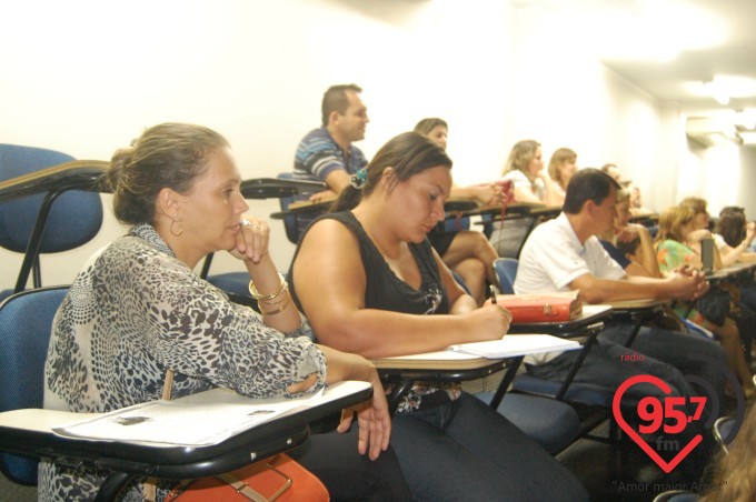EIC realiza palestra como o tema: Educação e Limites