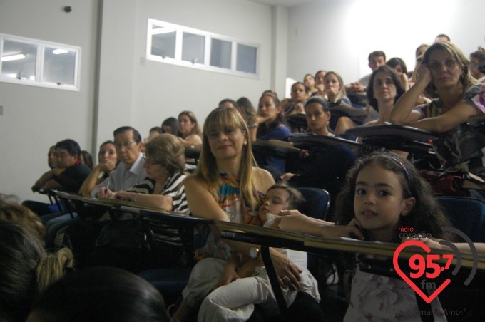 EIC realiza palestra como o tema: Educação e Limites