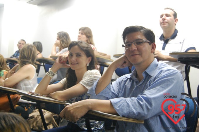 EIC realiza palestra como o tema: Educação e Limites