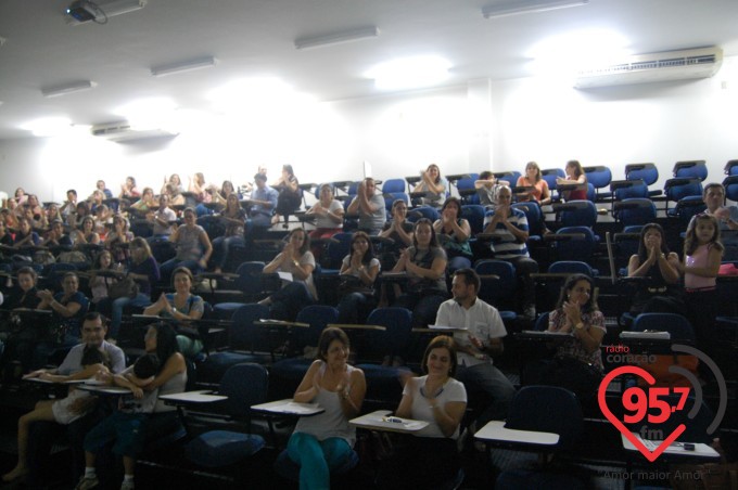 EIC realiza palestra como o tema: Educação e Limites
