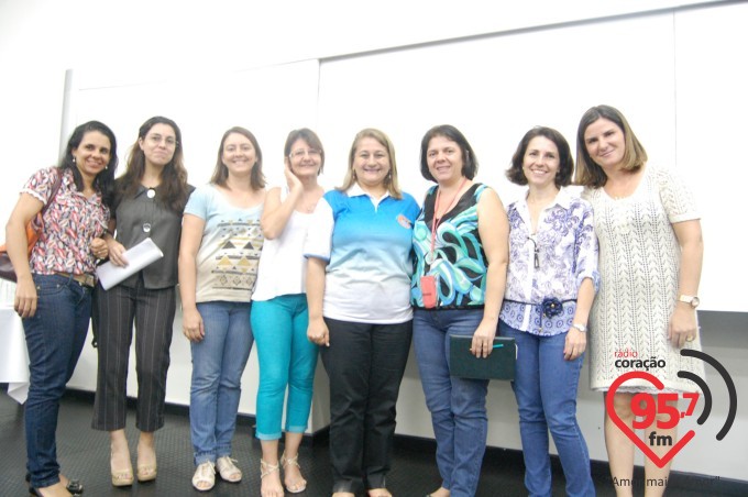 EIC realiza palestra como o tema: Educação e Limites