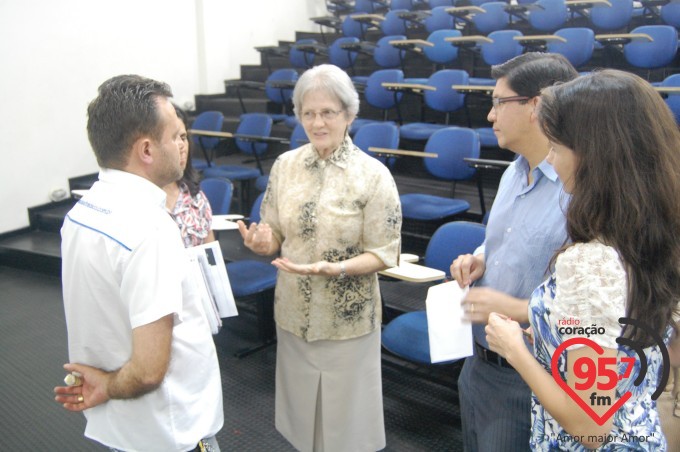 EIC realiza palestra como o tema: Educação e Limites