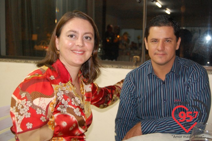 Jantar dançante na paróquia São Carlos