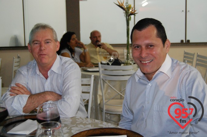 Jantar dançante na paróquia São Carlos