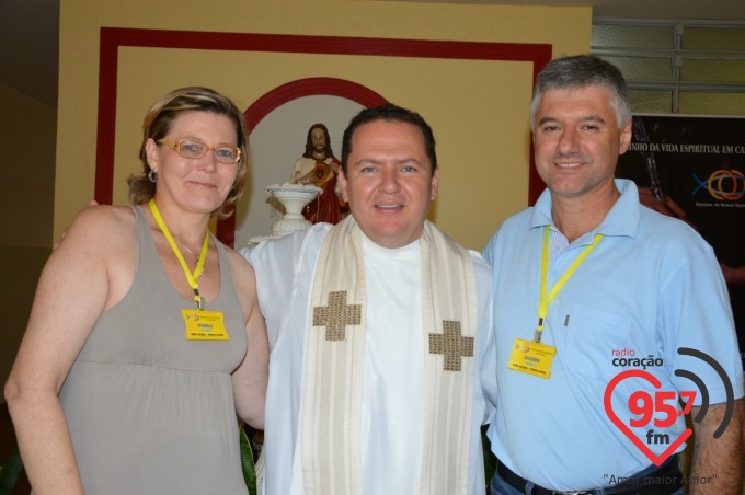 Equipes de N.S. fazem retiro no Ipad