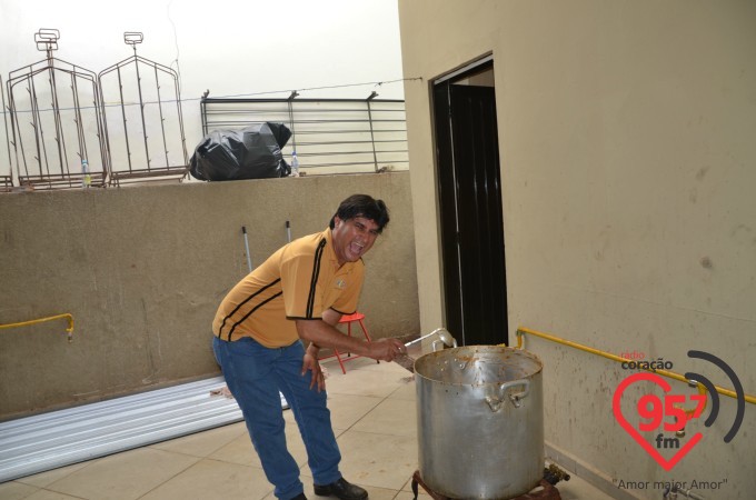 Churrasco dos equipistas na paróquia São Carlos