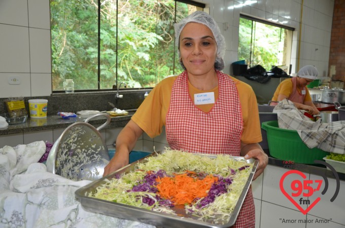Churrasco dos equipistas na paróquia São Carlos