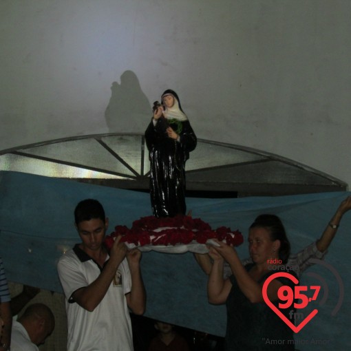 Comunidade faz celebração à Santa Rita de Cássia
